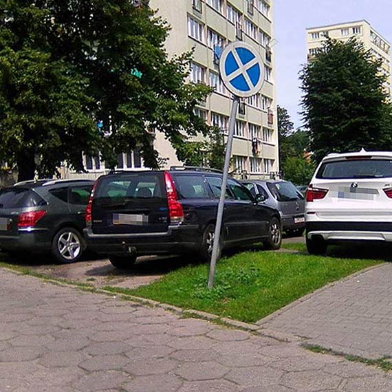 Czytelnik: Na ulicy Matejki 12c powsta dziki parking