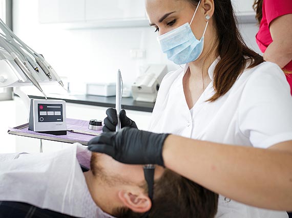 Zapytaj stomatologa: Jak leczy zby bez blu? Poznaj nowoczesne moliwoci komfortowego oraz bezbolesnego leczenia zbw i pozbd si raz na zawsze strachu przed dentyst