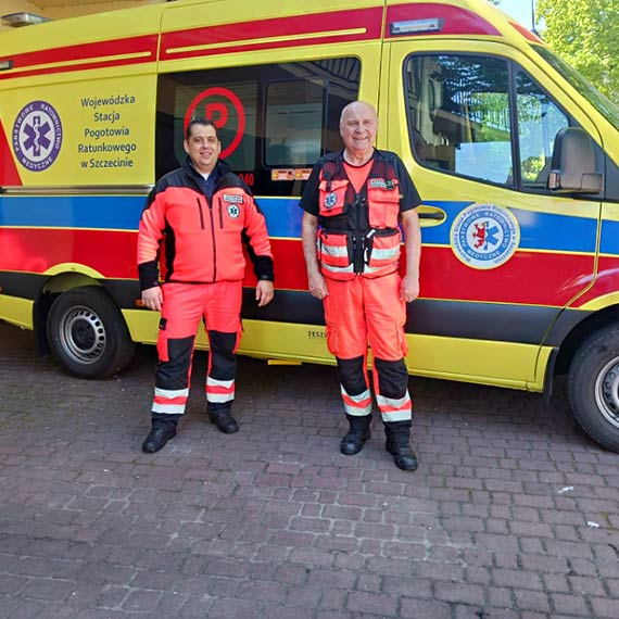 Nowa karetka w Świnoujściu. Ratownicy: „Bajka! Od razu lepiej się pracuje”