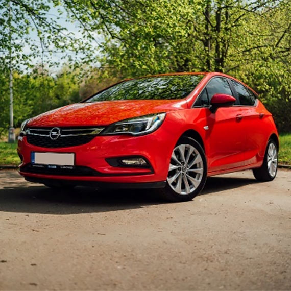 Kierowcy wybieraj� benzyn� Sprzeda� samochod�w z silnikami benzynowymi na wt�rnym rynku wzros�a o 25% 