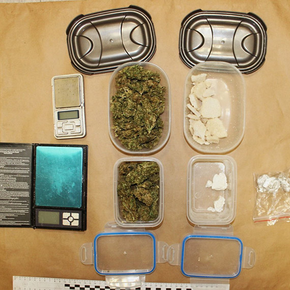 Tymczasowy areszt za posiadanie znacznych ilo�ci narkotyk�w