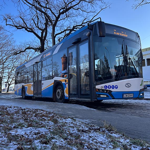 Ogrzej się w autobusie i poczekalni