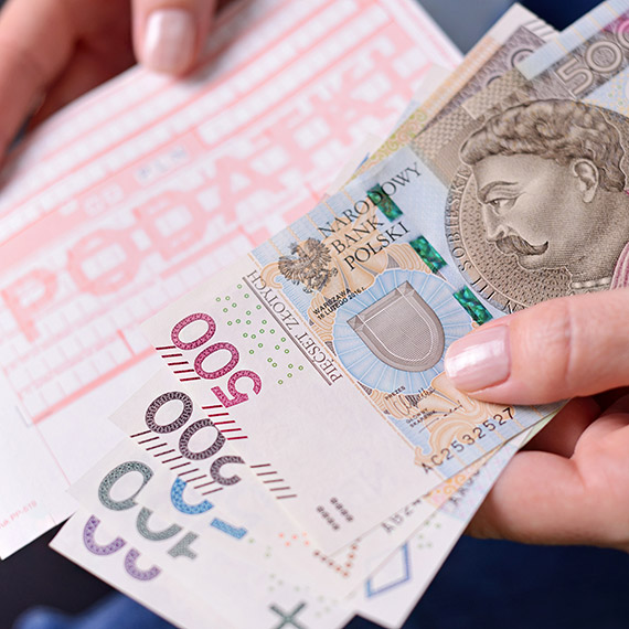 Rozlicz PIT w �winouj�ciu. Po prostu wydaj te pieni�dze na... swoje potrzeby