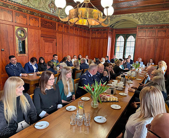 17 lutego - Święto Służby Cywilnej to czas uroczystych podziękowań i wyróżnień