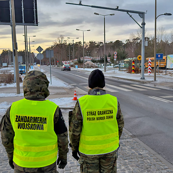 Niemcy będą kontrolować granice z Polską przynajmniej do października. „Nie jest to zaskoczenie”