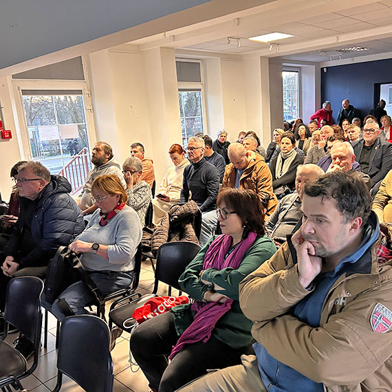 Zabierz g�os w sprawie naszej przysz�o�ci. Kolejne konsultacje w maju, ankieta nawet dzi�