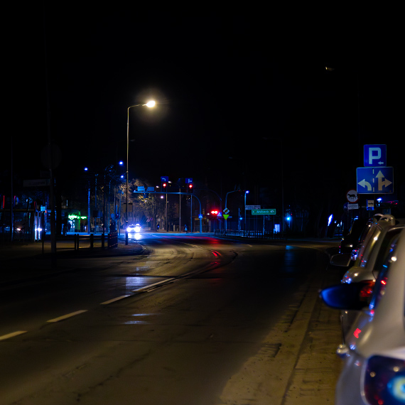 Ciemno na 11 Listopada. Latarnie nie świecą od kilku dni