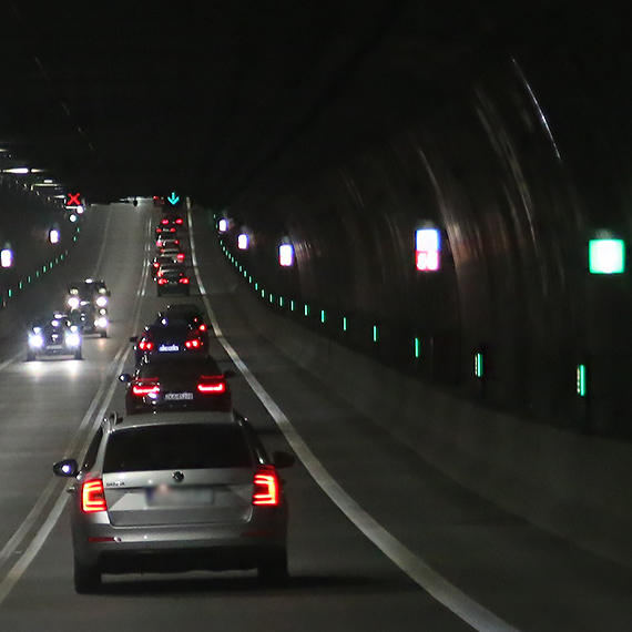 W tunelu pod Świną widać zacieki. Miasto: „Jest to zjawisko normalne”, obiekt bezpieczny