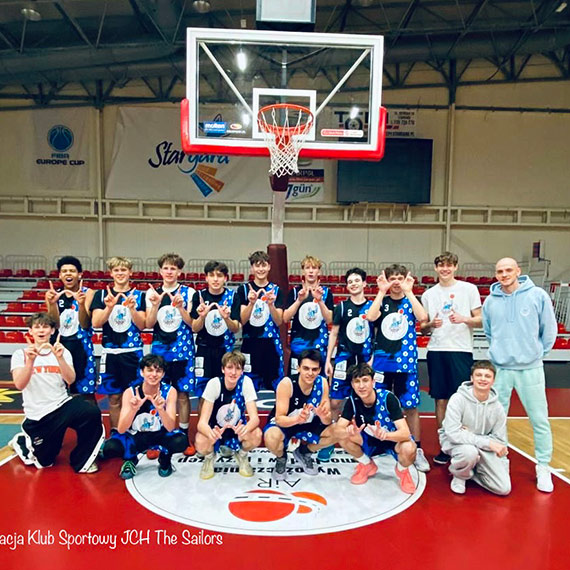 Cenne zwycięstwo naszych koszykarzy w Stargardzie