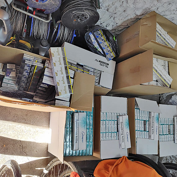 Zatrzymali niemal 83 tys. sztuk nielegalnych papierosów