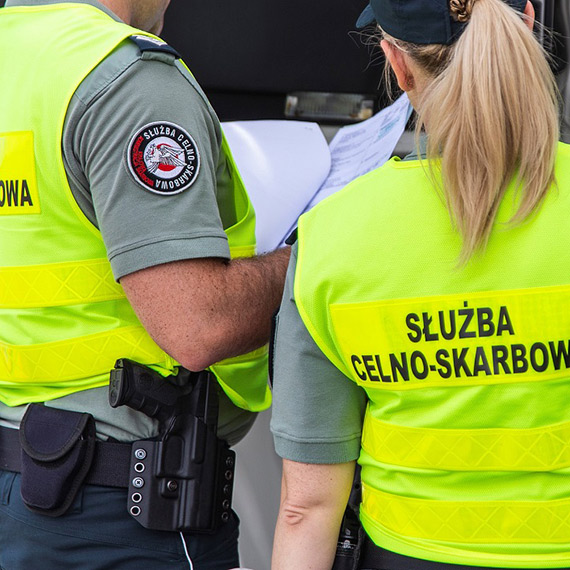 Polacy coraz ch�tniej donosz�. Urz�dnicy szacuj�, �e nawet 70 proc. zg�osze� wynika z osobistych konflikt�w