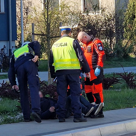 36-latek z urazem g�owy trafi� do szpitala