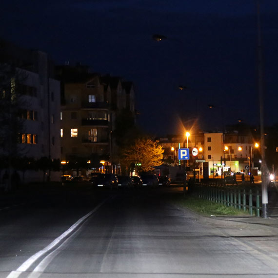 Wieczorem okolica pogrążyła się w ciemnościach