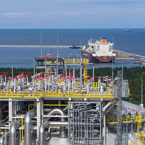 10 lat od pierwszej komercyjnej dostawy do Terminala LNG w Świnoujściu