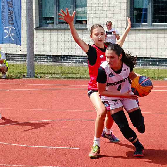 Gryf Basket Cup rozegrany na Uznam Arenie. Koszykarskie emocje w ramach Turnieju Błękitnej Flagi